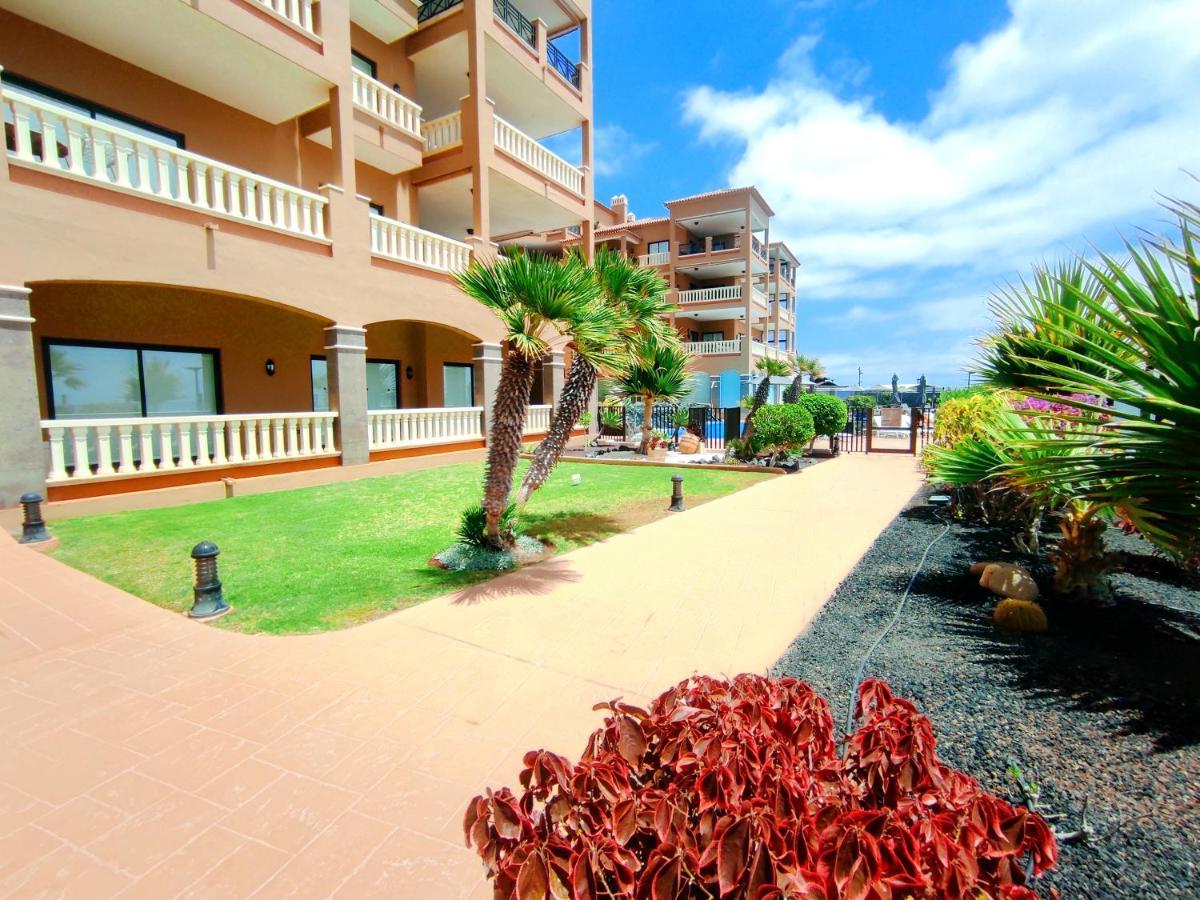 El Nautico Suites, The Beachfront Paradise San Miguel de Abona Exteriör bild